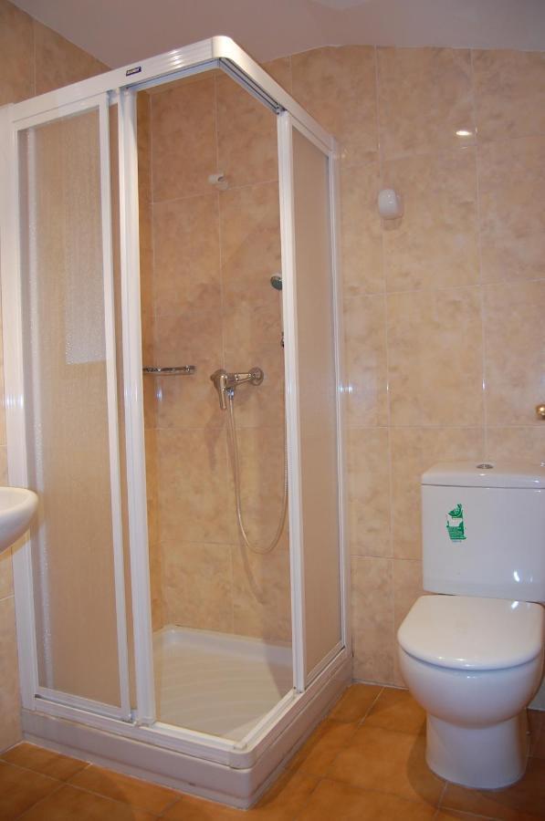Hostal Paris Jaca Exterior photo